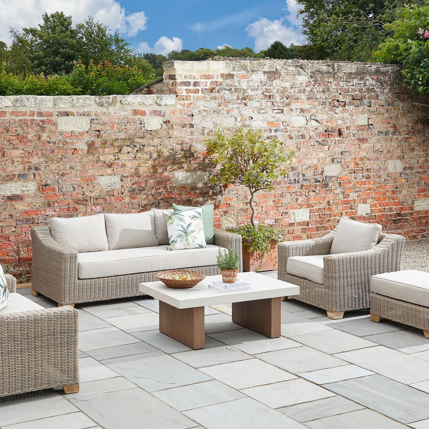 Capri Collection Outdoor Armchair